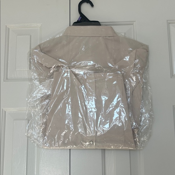 BNWT Roper Button Down - Picture 4 of 10